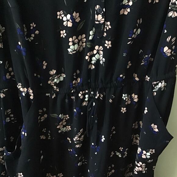 41 Hawthorn Navy Floral Sleeveless Dress with drawstring waist and pockets 3X - Picture 3 of 10